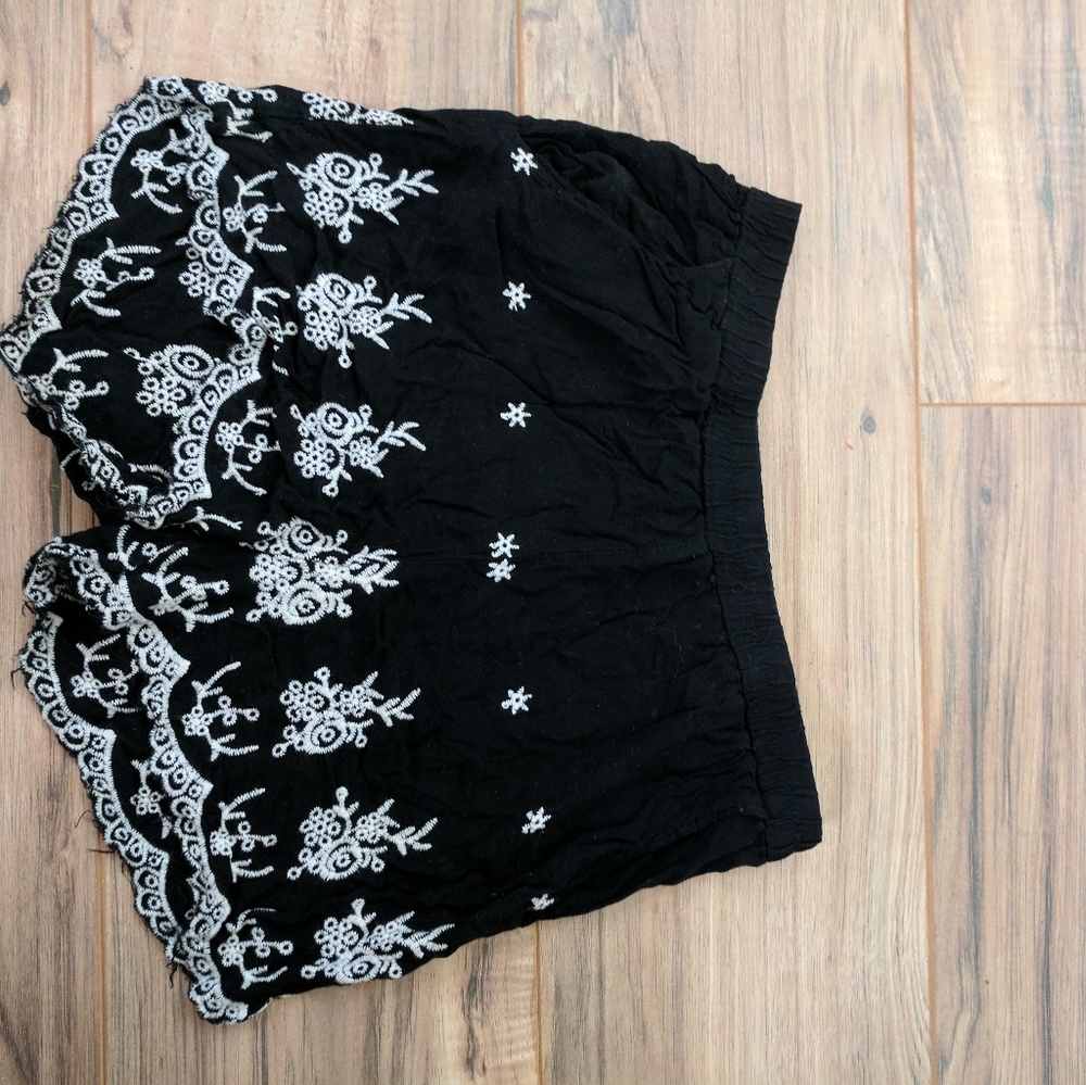 Flowy shorts